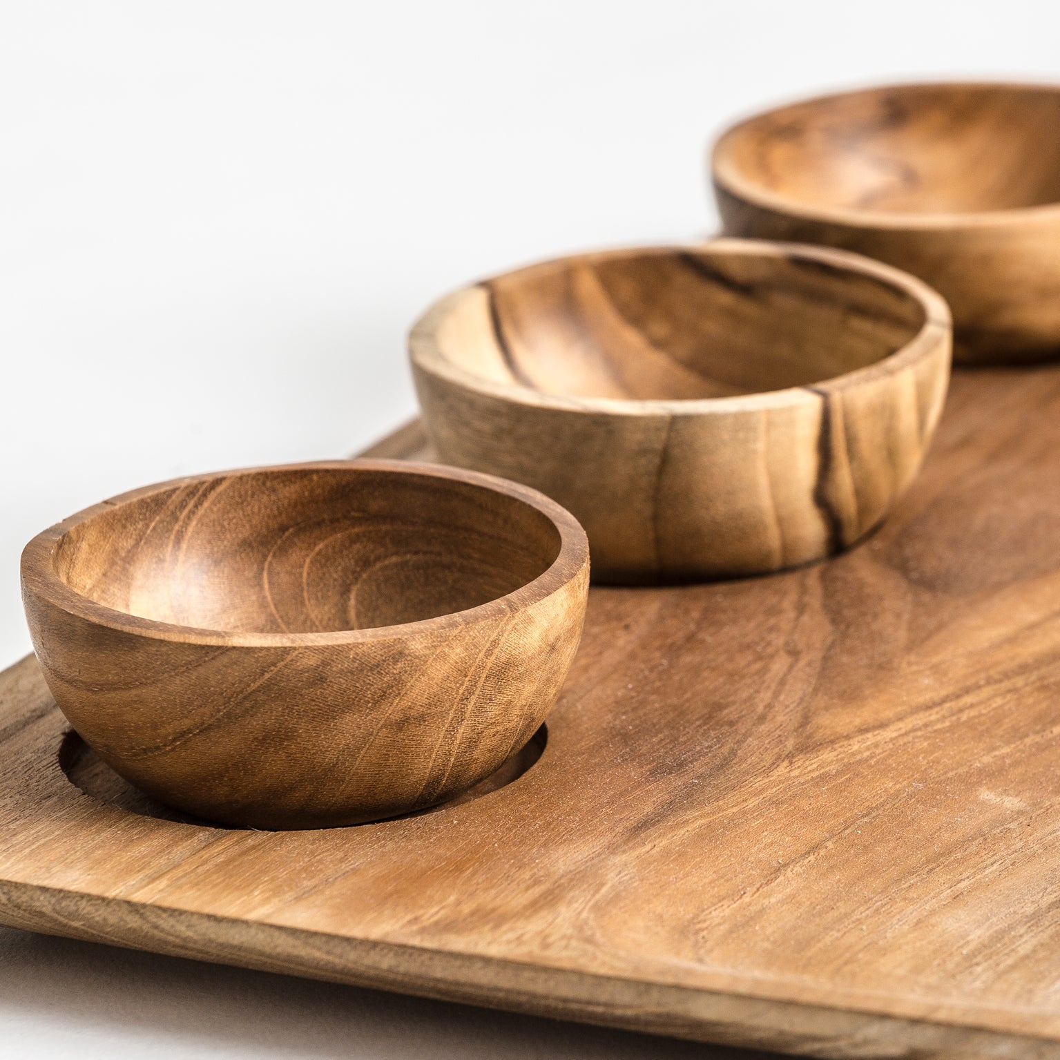 IKUAH TRAY (SET OF 4)